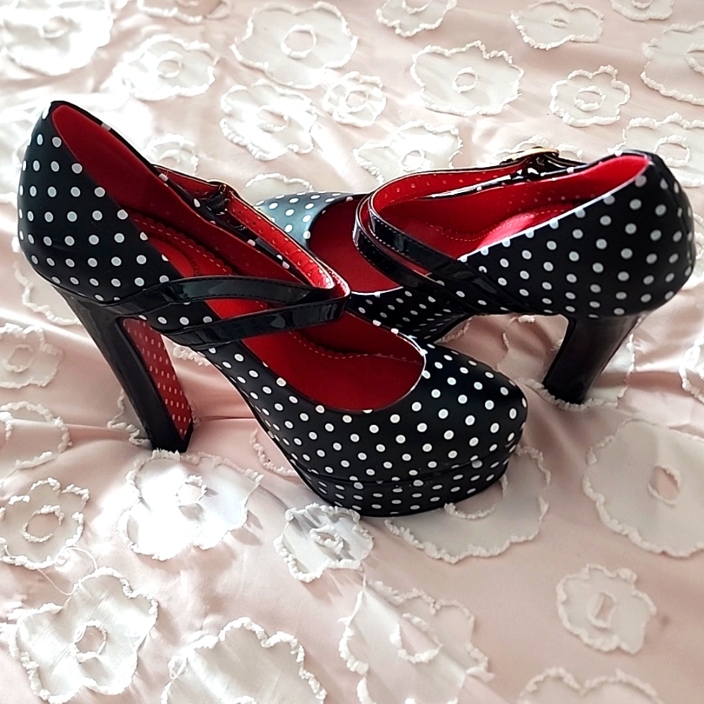 BANNED BLACK AND RED POLKA DOT PLATFORM HEELS